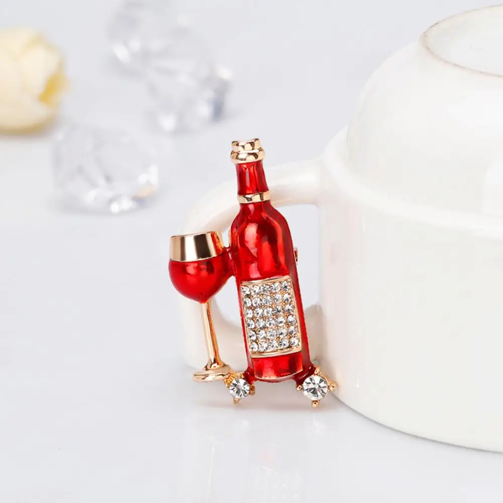 Red Wine Cup Wine Bottle Shape Brooch Full Crystal Cloisonne Enamel Brooches For Women Men Hats Suit Accessories Jewelry
Red Wine Cup Wine Bottle Shape Brooch Full Crystal Cloisonne Enamel Brooches For Women Men Hats Suit Accessories Jewelry