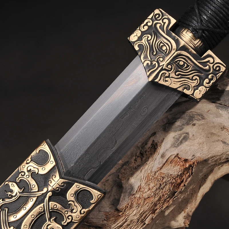 H-quality Fully Hand-made Chinese Sword Damascus Folded Steel Collection sword Oil Quenched&Hand polished Full tang blade
H-quality Fully Hand-made Chinese Sword Damascus Folded Steel Collection sword Oil Quenched&Hand polished Full tang blade