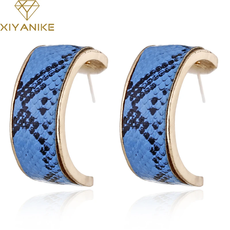 XIYANIKE New Design Charm Vintage Style Geometric Earrings Snake Skin C Sharp Earrings For Women Lady Gift Party Jewelry 2019
XIYANIKE New Design Charm Vintage Style Geometric Earrings Snake Skin C Sharp Earrings For Women Lady Gift Party Jewelry 2019