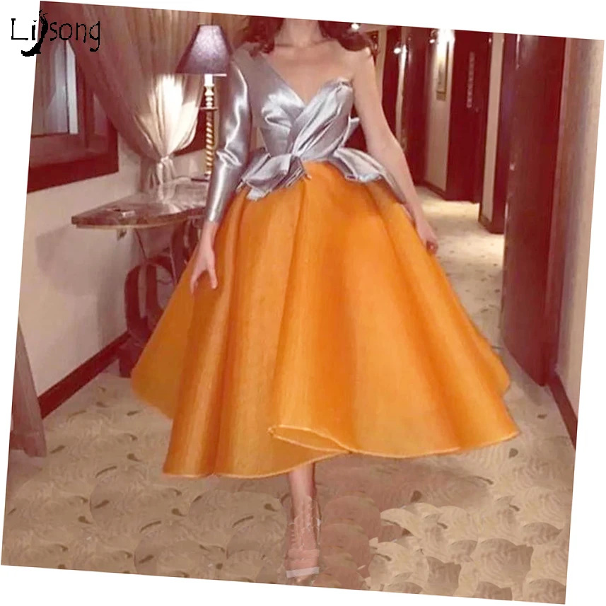 Chic Design Organza Sliver One Shoulder Long Sleeves Midi Evening Dress Custom Made Special Occasion Party Formal Gown Dtesses
Chic Design Organza Sliver One Shoulder Long Sleeves Midi Evening Dress Custom Made Special Occasion Party Formal Gown Dtesses
