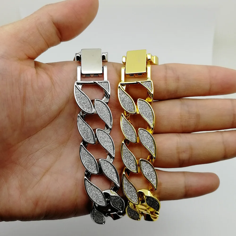 2 Colors gold silver new hip hop men Bracelet Bangle Bling Bling iced out Cuban link chain jewelry gift
2 Colors gold silver new hip hop men Bracelet Bangle Bling Bling iced out Cuban link chain jewelry gift