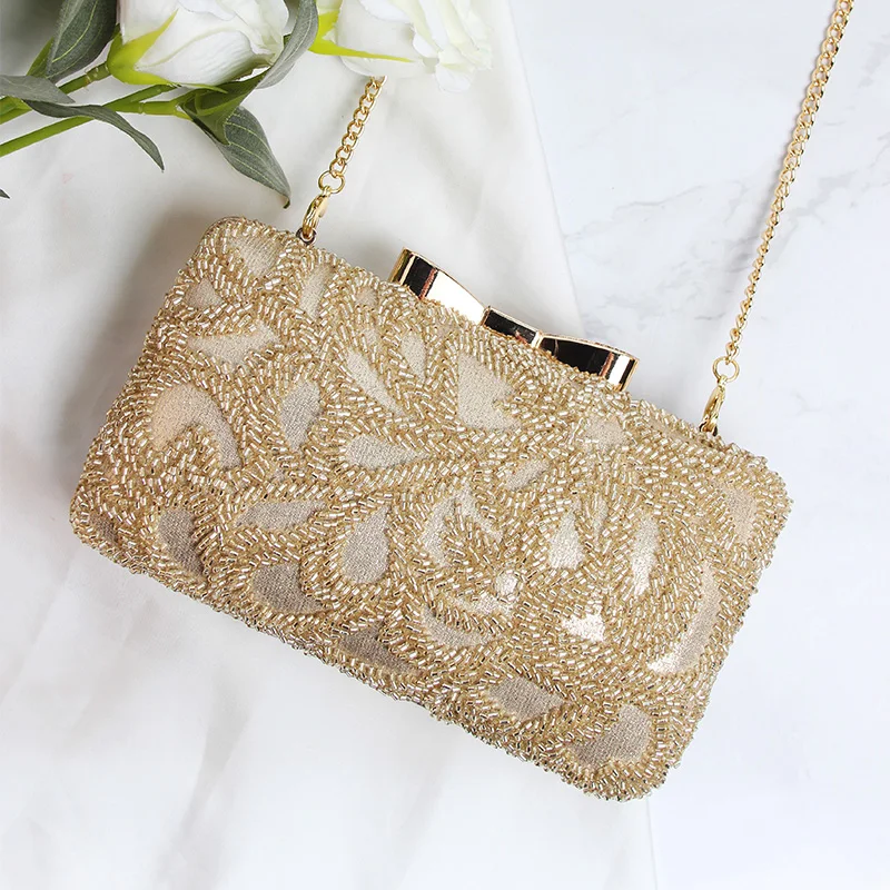 Women Bag Flap Evening Bags Pearl Embroidery Beading Satin Party Bags Champagne Color Chain Shoulder Female Frame Handbags
Women Bag Flap Evening Bags Pearl Embroidery Beading Satin Party Bags Champagne Color Chain Shoulder Female Frame Handbags
