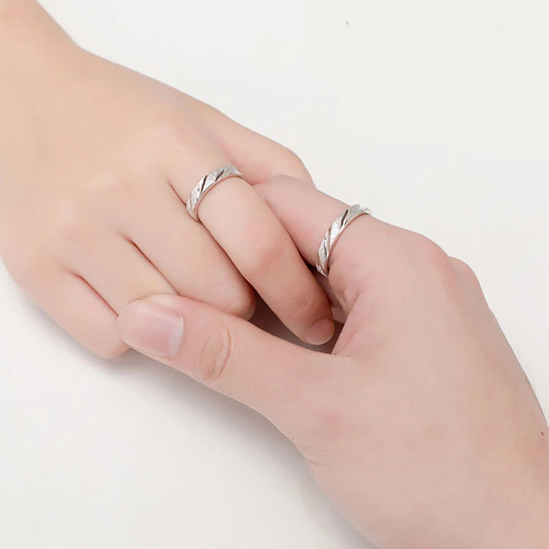 Korean Twill Scrub Couple Rings 925 Sterling Silver Personality Geometric Closed Ring 10-22 Lovers Promise Engagement Jewelry
Korean Twill Scrub Couple Rings 925 Sterling Silver Personality Geometric Closed Ring 10-22 Lovers Promise Engagement Jewelry