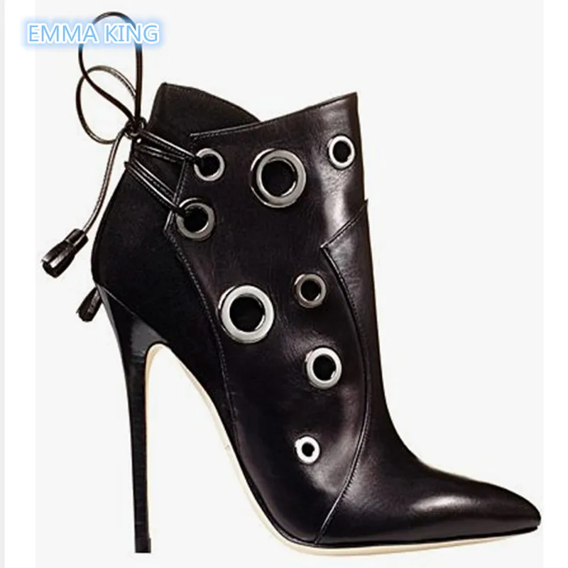 2019 New Suede Leather Patchwork Ankle Boots Women Pointed Toe Stilettos Martin Boots Round Holes Lace Up Designer Shoes Woman
2019 New Suede Leather Patchwork Ankle Boots Women Pointed Toe Stilettos Martin Boots Round Holes Lace Up Designer Shoes Woman