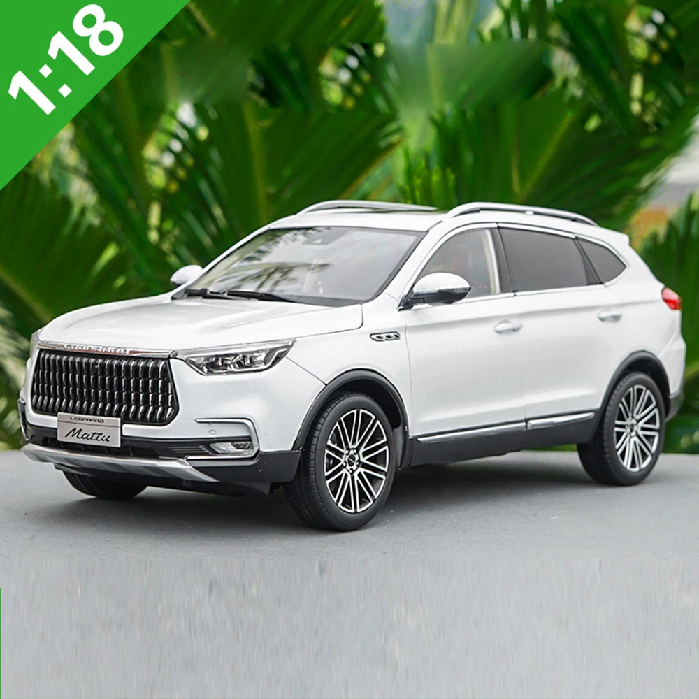 Scale 1:18 MATTU SUV Car Diecast Model Car Toy New In Box For Gift/Collection/Kids/Decoration
Scale 1:18 MATTU SUV Car Diecast Model Car Toy New In Box For Gift/Collection/Kids/Decoration