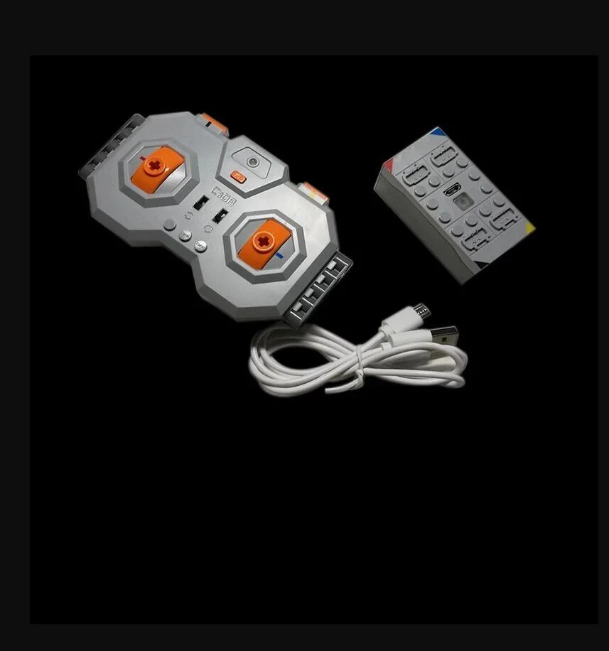 Lithium battery (rechargeable) + 4 remote control Lithium battery can connect 4 PF 8878-1 54599 MOC Building Blocks
Lithium battery (rechargeable) + 4 remote control Lithium battery can connect 4 PF 8878-1 54599 MOC Building Blocks