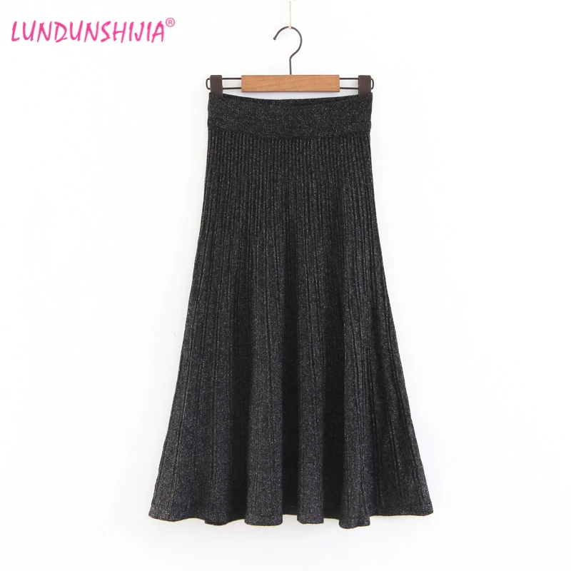 LUNDUNSHIJIA 2018 New Arrival Bright Silk Knitting Woman Tight Skirt Winter Long Pleated Skirts Maxi Skirt High Waist Saia Femme
LUNDUNSHIJIA 2018 New Arrival Bright Silk Knitting Woman Tight Skirt Winter Long Pleated Skirts Maxi Skirt High Waist Saia Femme