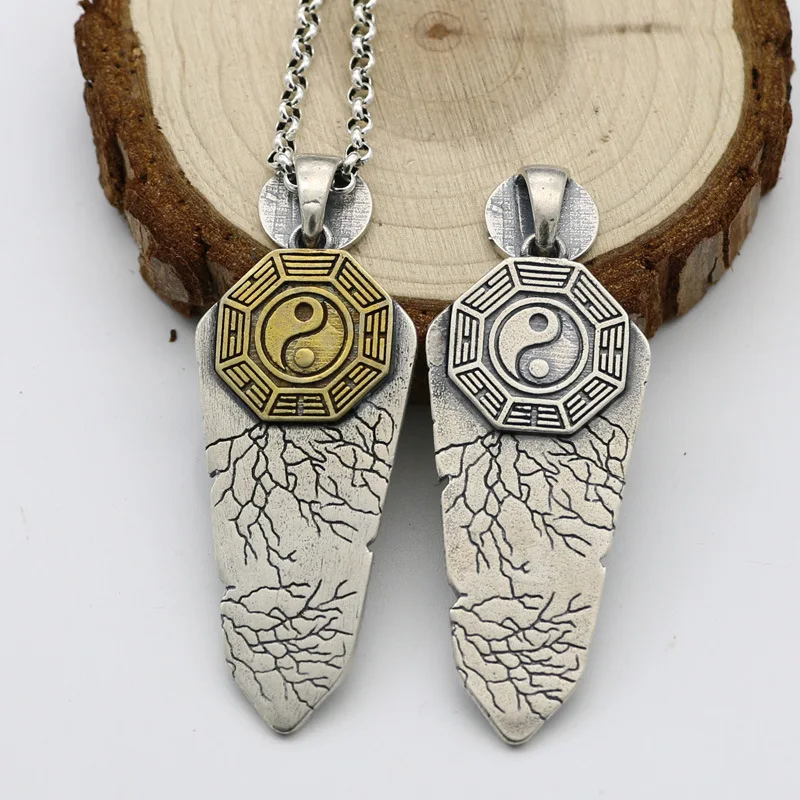 Sterling silver handmade Thai silver pendant retro men and women cinnabar opening yin and yang gossip handmade jewelry
Sterling silver handmade Thai silver pendant retro men and women cinnabar opening yin and yang gossip handmade jewelry