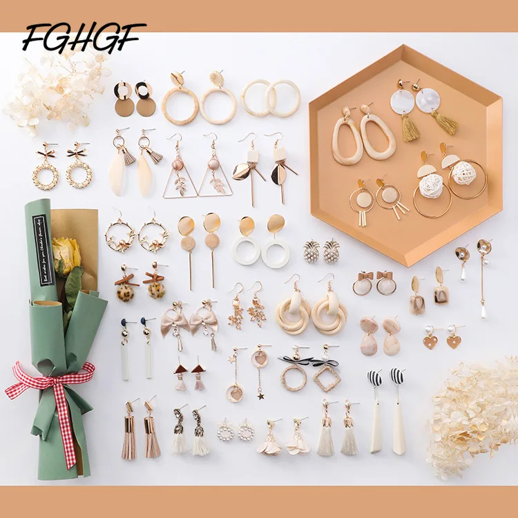 FGHGF New Fashion Korean Sweet Acrylic Exaggerated long Tassel Earrings ZA Fashion Apricot Wooden Geometric Women's Earrings
FGHGF New Fashion Korean Sweet Acrylic Exaggerated long Tassel Earrings ZA Fashion Apricot Wooden Geometric Women's Earrings