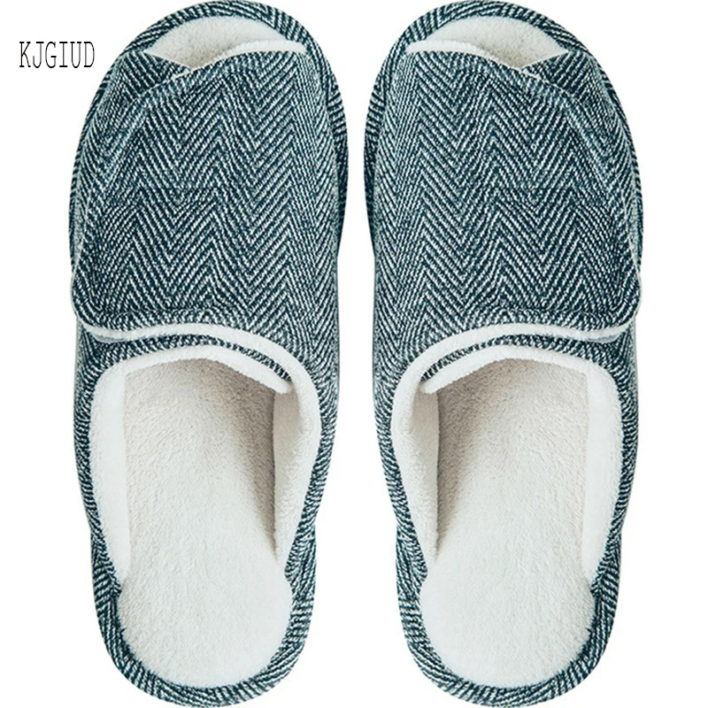 2019 Winter New Men's Cotton Slippers Men's Home Indoor Couple Warm Shoes Open Non-slip Soft Bottom Cotton Shoes Women 
2019 Winter New Men's Cotton Slippers Men's Home Indoor Couple Warm Shoes Open Non-slip Soft Bottom Cotton Shoes Women