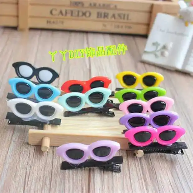 2016 Cute Glass hair clip Pet Dog Grooming Accessories puppy Hair Clip fashion color optional accessories 50pcs
2016 Cute Glass hair clip Pet Dog Grooming Accessories puppy Hair Clip fashion color optional accessories 50pcs