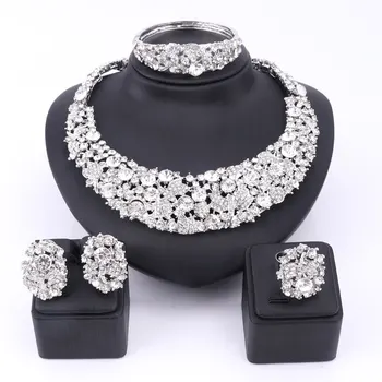 Bridal Gift Nigerian Wedding African Beads Jewelry Set Fashion Dubai Clear Crystal Jewelry Set Costume Design Party Dinner Dress
Bridal Gift Nigerian Wedding African Beads Jewelry Set Fashion Dubai Clear Crystal Jewelry Set Costume Design Party Dinner Dress