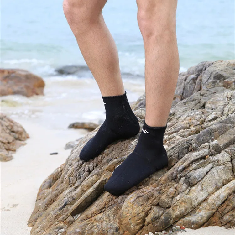 3mm thicken snorkeling shoes diving socks scuba boot neoprene wetsuit prevent scratches warming non-slip winter swimming seaside
3mm thicken snorkeling shoes diving socks scuba boot neoprene wetsuit prevent scratches warming non-slip winter swimming seaside