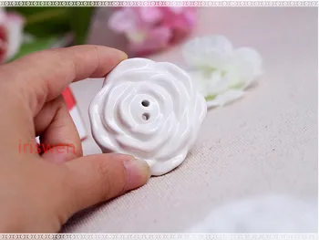 New Wedding Favor wedding gift ceramic flower blooming roses spice jar cruet Souvenir
New Wedding Favor wedding gift ceramic flower blooming roses spice jar cruet Souvenir