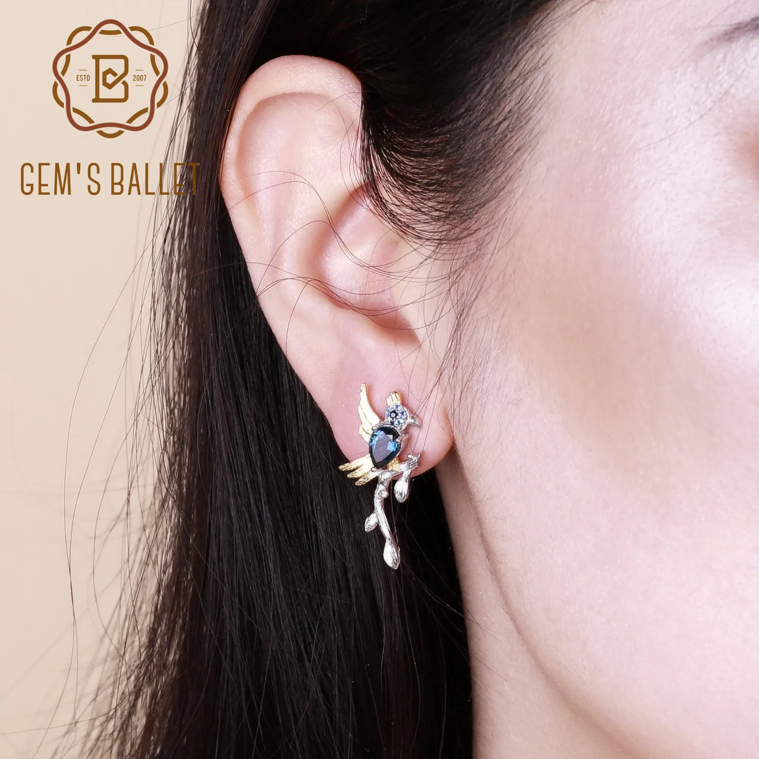 GEM'S BALLET 925 Sterling Silver Handmade Earrings 1.30Ct Natural London Blue Topaz Bird Stud Earrings for Women Wedding Jewelry
GEM'S BALLET 925 Sterling Silver Handmade Earrings 1.30Ct Natural London Blue Topaz Bird Stud Earrings for Women Wedding Jewelry