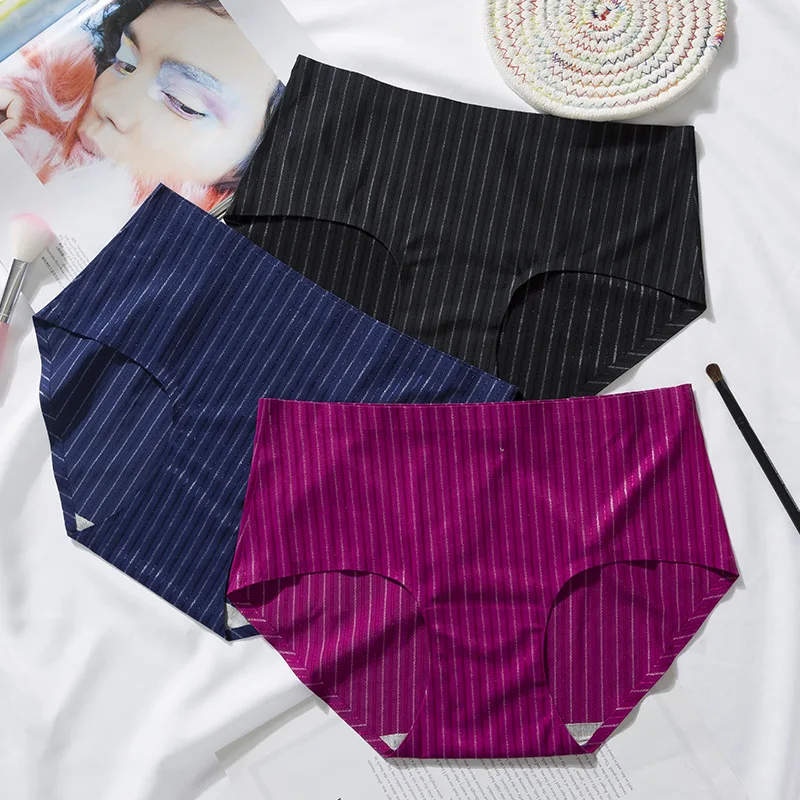 SP&CITY 3PCS Striped Seamless Underwear For Women Ice Silk Sexy Menstrual Panties Set Mid Waist Cotton Briefs Female Lingerie
SP&CITY 3PCS Striped Seamless Underwear For Women Ice Silk Sexy Menstrual Panties Set Mid Waist Cotton Briefs Female Lingerie