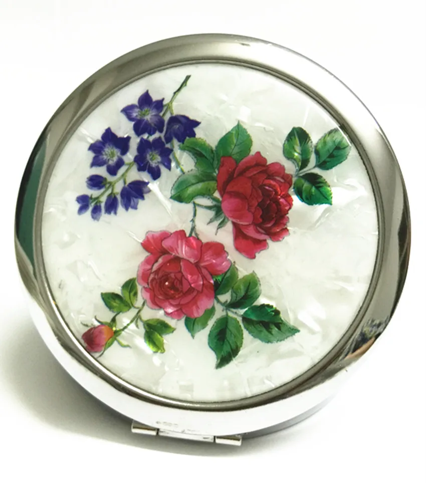 Butterfly & Flower Pattern Make Up Compact Mirror Women 2 Side Fold Pocket Mirror sold per packet of 1
Butterfly & Flower Pattern Make Up Compact Mirror Women 2 Side Fold Pocket Mirror sold per packet of 1
