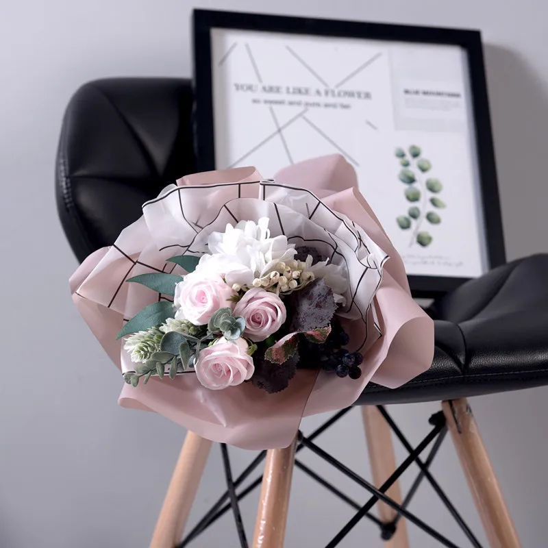 Grid Flower Wrapping Paper 20sheets/lot 60x60cm Waterproof Wrapping Paper for Flower Bouquet
Grid Flower Wrapping Paper 20sheets/lot 60x60cm Waterproof Wrapping Paper for Flower Bouquet