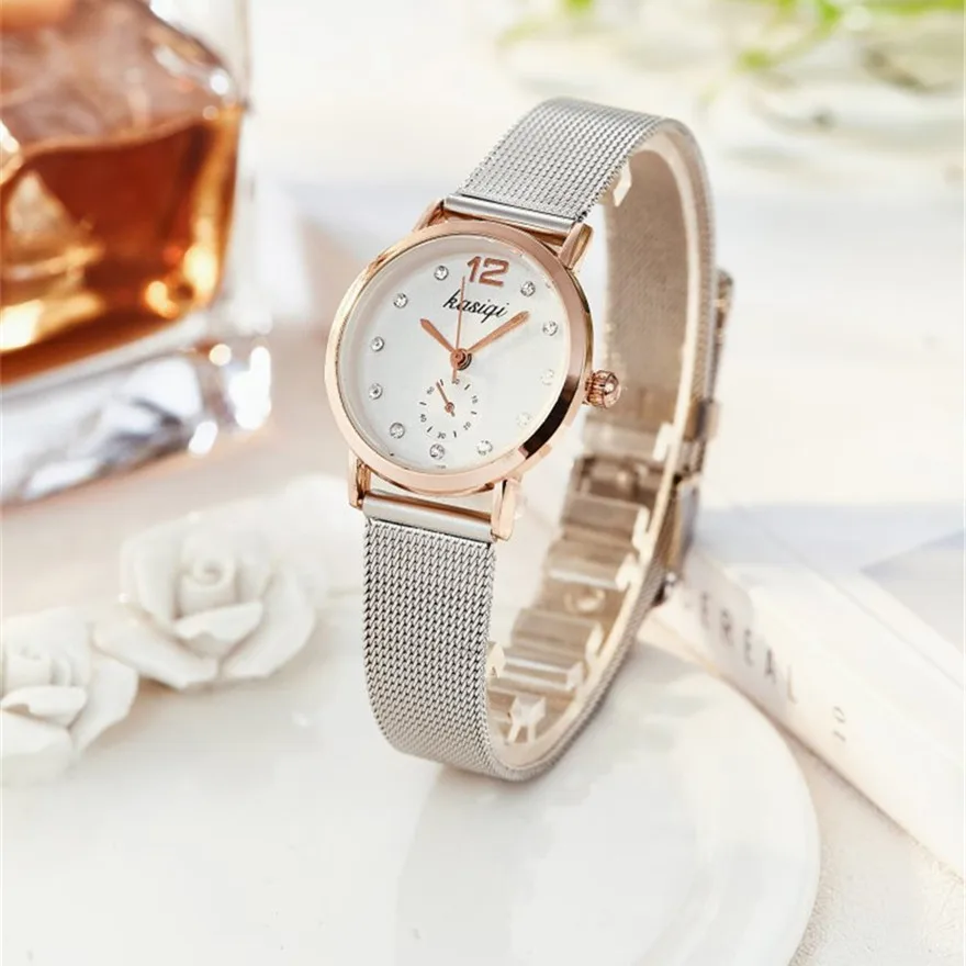 2018 Casual Relogio Couples Watches Luxury Ladies stainless steel Popular Wristwatch Female Quartz Watch Lover's Gift Clock
2018 Casual Relogio Couples Watches Luxury Ladies stainless steel Popular Wristwatch Female Quartz Watch Lover's Gift Clock