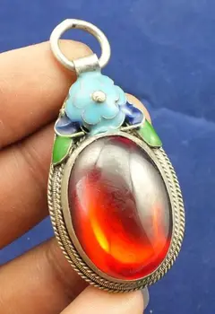 Elaborate Chinese Tibetan Silver inlaid with artificial Red Zircon Necklace Pendant
Elaborate Chinese Tibetan Silver inlaid with artificial Red Zircon Necklace Pendant
