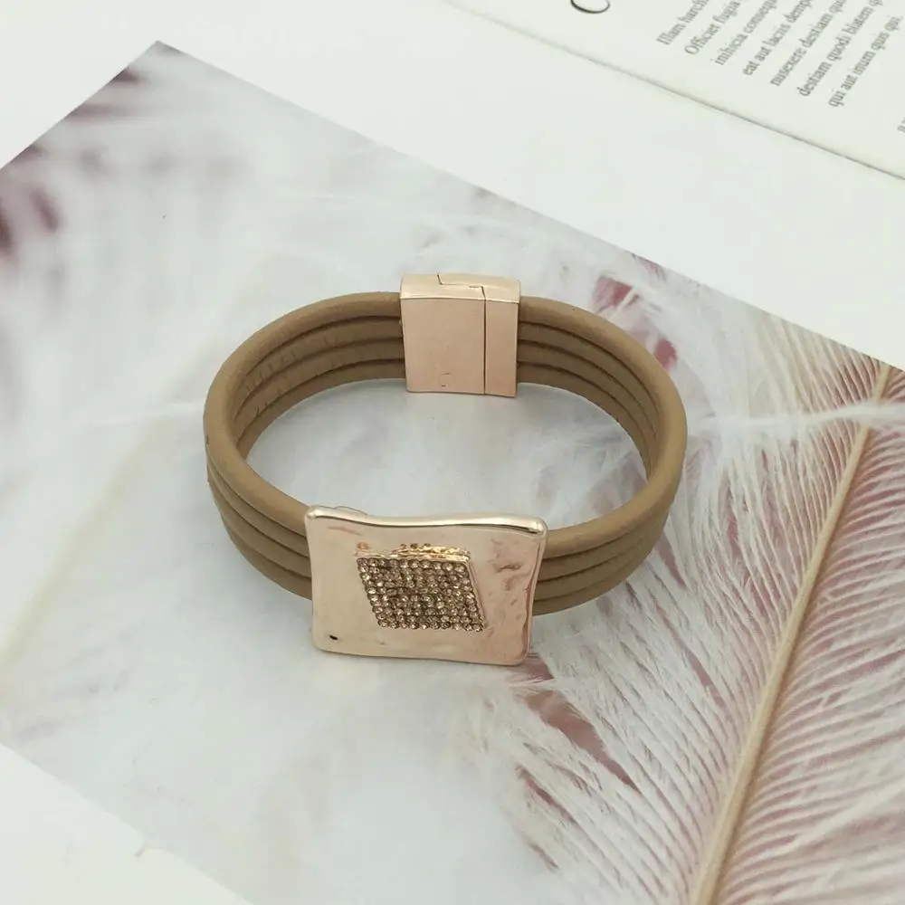 Simple Designer Geometry Rhinestone Bracelet Magnetic Button Leather Rope Charm Cuff Bangle For Women 3 Colors
Simple Designer Geometry Rhinestone Bracelet Magnetic Button Leather Rope Charm Cuff Bangle For Women 3 Colors