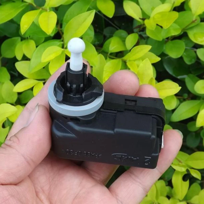 Automobile headlight adjustment DC motor, linear telescopic displacement motor, car headlight servo system motor 1mm/S
Automobile headlight adjustment DC motor, linear telescopic displacement motor, car headlight servo system motor 1mm/S