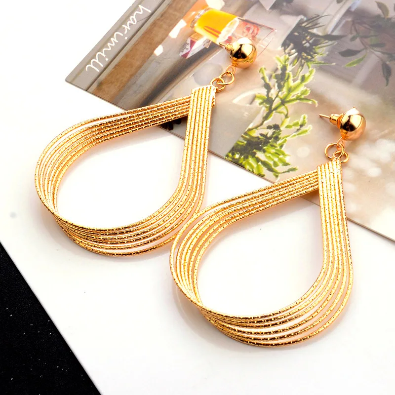 Yobest Gold Color Circle Oversize Earrings For Women Vintage Wide Statement Drop Earring Ladies Jewelry Wholesale 2019
Yobest Gold Color Circle Oversize Earrings For Women Vintage Wide Statement Drop Earring Ladies Jewelry Wholesale 2019