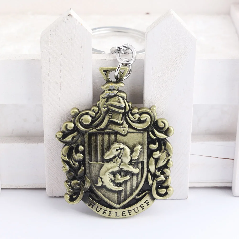 Movie HP Jewelry House of Hogwarts School Badge Keychain Ravenclaw Gryffindor Hufflepuff Key Chains Women Men Fans Keyring Gift
Movie HP Jewelry House of Hogwarts School Badge Keychain Ravenclaw Gryffindor Hufflepuff Key Chains Women Men Fans Keyring Gift