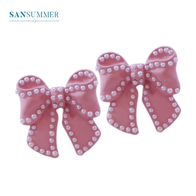 Sansummer New Hot Fashion Pink Bowknot Little Pearl Cute Girl Beautiful Romantic Statement Charm Stud Earrings For Women Jewelry
Sansummer New Hot Fashion Pink Bowknot Little Pearl Cute Girl Beautiful Romantic Statement Charm Stud Earrings For Women Jewelry