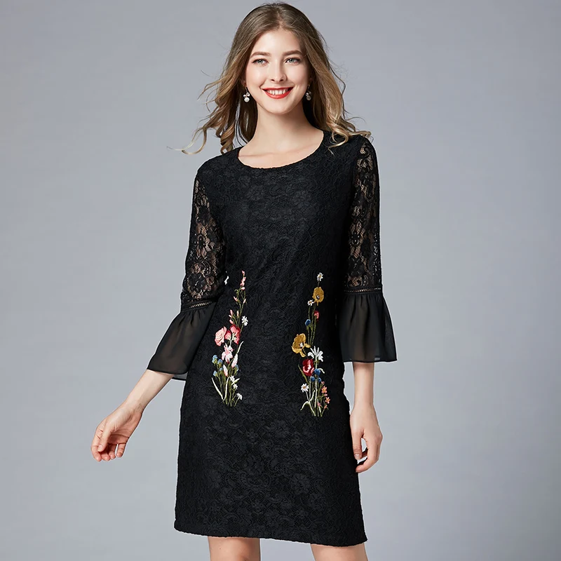 2019 spring floral embroidery lace dresses black color plus size O neck butterfly sleeves women elegant lace dress party
2019 spring floral embroidery lace dresses black color plus size O neck butterfly sleeves women elegant lace dress party