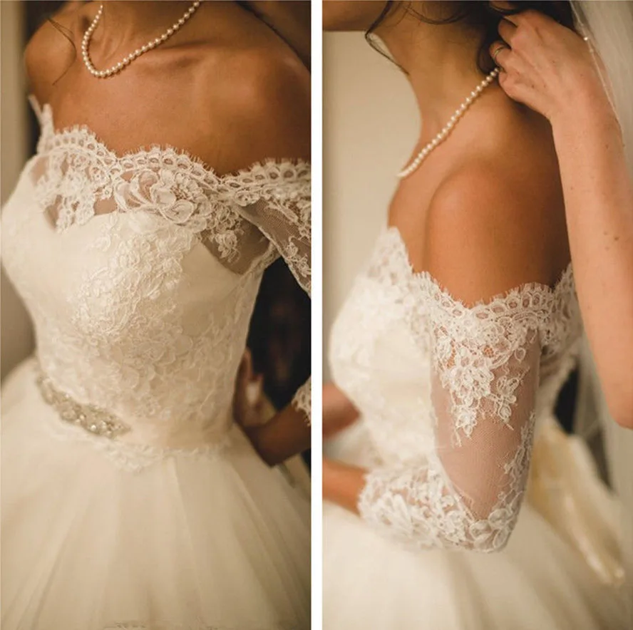 Handmade New Lace Wedding Boleros Bridal Jackets Top 3/4 Sleeve White/Ivory Off the Shoulder 2019
Handmade New Lace Wedding Boleros Bridal Jackets Top 3/4 Sleeve White/Ivory Off the Shoulder 2019