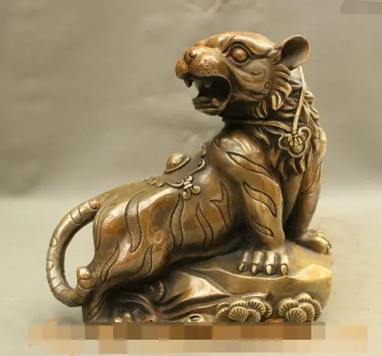 S00930 9" Folk Chinese Bronze FengShui Year Zodiac Wealth Lucky Tiger Statue Sculpture (B0413)
S00930 9" Folk Chinese Bronze FengShui Year Zodiac Wealth Lucky Tiger Statue Sculpture (B0413)