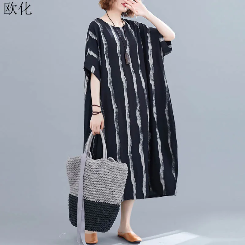 Plus Size Striped Printed Women Dress Cotton Vintage Maxi Sundress Big Size Short Sleeve Loose Casual Long Dresses 5XL 6XL 2019
Plus Size Striped Printed Women Dress Cotton Vintage Maxi Sundress Big Size Short Sleeve Loose Casual Long Dresses 5XL 6XL 2019