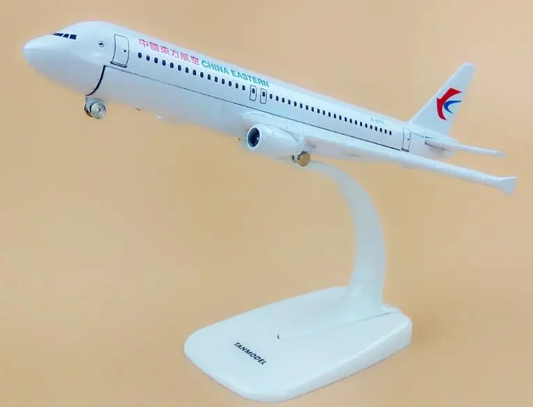 Alloy Metal Air China Eastern A320 Airlines Airplane Model China Airbus 320 Airways Plane Model Stand Aircraft Kids Gifts 16cm
Alloy Metal Air China Eastern A320 Airlines Airplane Model China Airbus 320 Airways Plane Model Stand Aircraft Kids Gifts 16cm