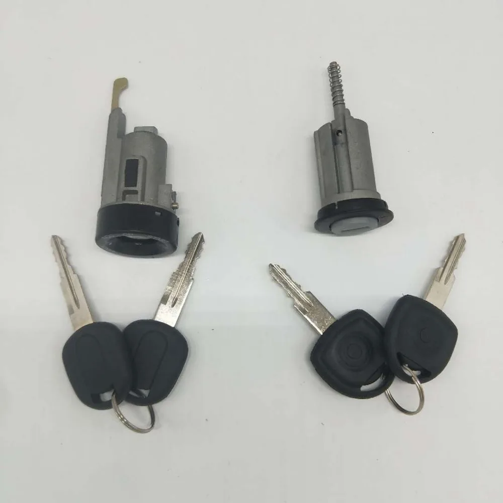 The ignition lock Have two car keys suitable OPEL LACETTI DAEWOO NUBIRA BUICK SAIL EXCELLE 2001-2015 CHEVROLET SAIL 2001-2009
The ignition lock Have two car keys suitable OPEL LACETTI DAEWOO NUBIRA BUICK SAIL EXCELLE 2001-2015 CHEVROLET SAIL 2001-2009