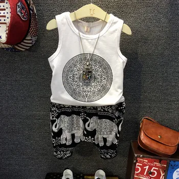 2018 boys clothing set fashion style print vest+Harem pants kids clothes white&black children clothes baby clothes for sports 
2018 boys clothing set fashion style print vest+Harem pants kids clothes white&black children clothes baby clothes for sports