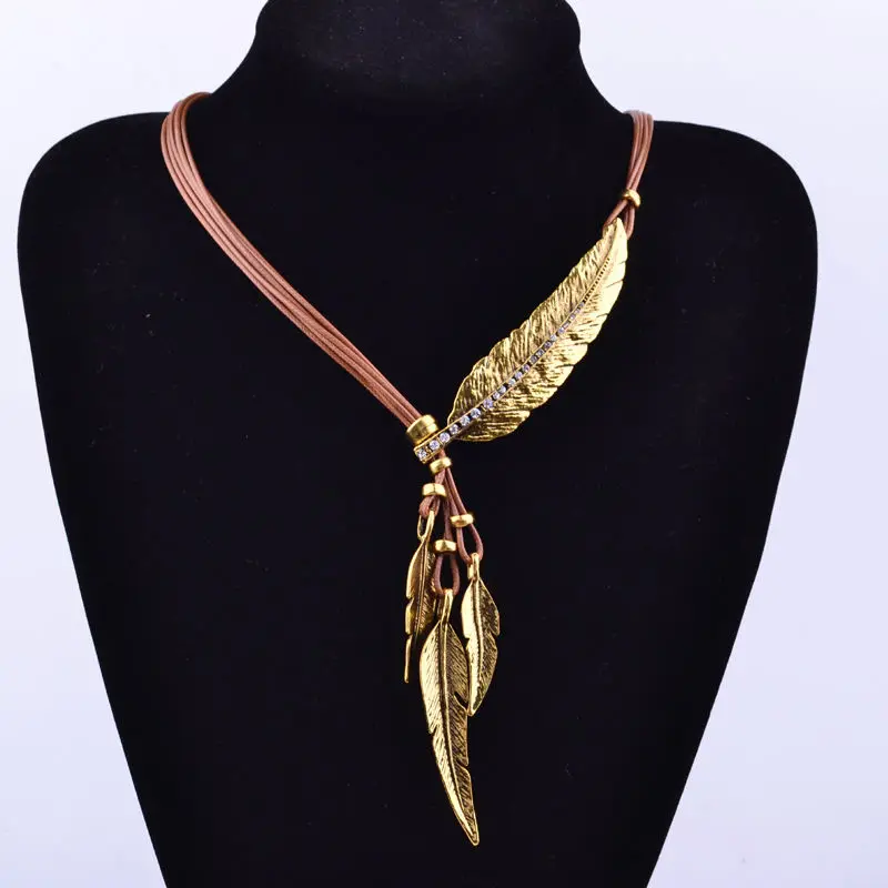 1 Pc Women Lady Bohemian Style Bronze Rope Chain Feather Pattern Pendant Choker Necklace Jewelry Gift
1 Pc Women Lady Bohemian Style Bronze Rope Chain Feather Pattern Pendant Choker Necklace Jewelry Gift