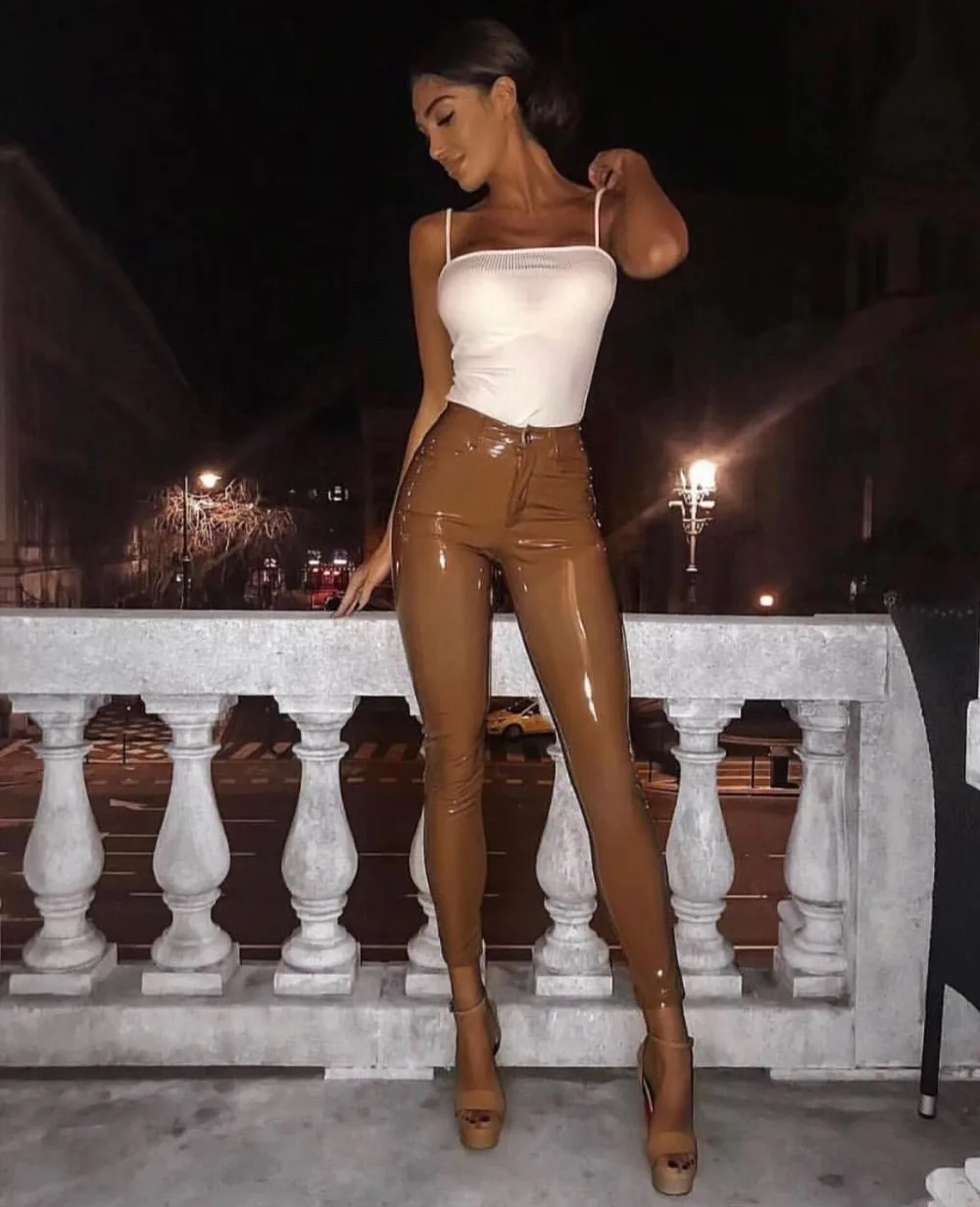 2018 new Brown Red Black High Waist Pants Women Workwear Trousers Office Ladies Hot Fashion Winter Bodycon Pencil Leather Pants
2018 new Brown Red Black High Waist Pants Women Workwear Trousers Office Ladies Hot Fashion Winter Bodycon Pencil Leather Pants