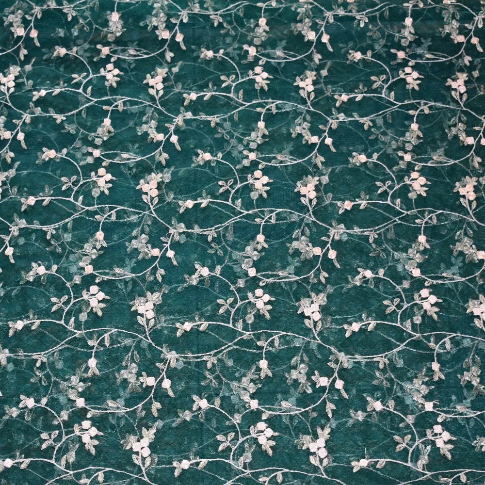 130cm wide quality flowr embroidery soft mesh lace fabric bottom embroidered seam high grade fabric DIY dress fabric accessories
130cm wide quality flowr embroidery soft mesh lace fabric bottom embroidered seam high grade fabric DIY dress fabric accessories