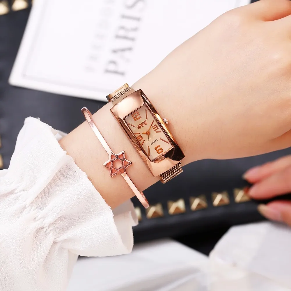 Women Magnet Buckle Watch Luxury Fashion Ladies Quartz Watch CCQ Clock Relogio Feminino For Dropshipping
Women Magnet Buckle Watch Luxury Fashion Ladies Quartz Watch CCQ Clock Relogio Feminino For Dropshipping