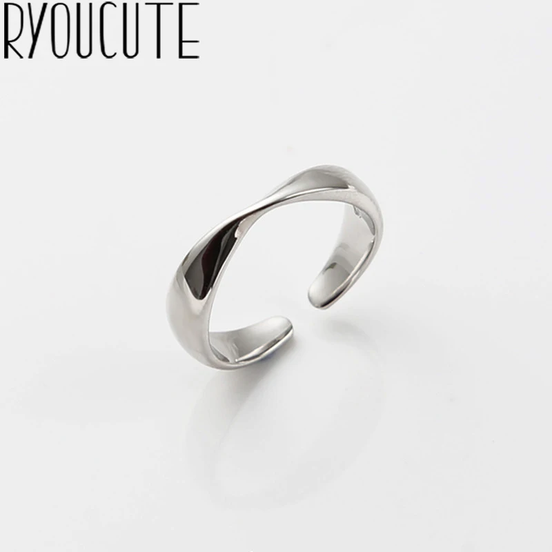 Simple Punk Vintage Rings for Women 925 Sterling Silver Jewelry Girls Adjustable Size Open Finger Rings
Simple Punk Vintage Rings for Women 925 Sterling Silver Jewelry Girls Adjustable Size Open Finger Rings