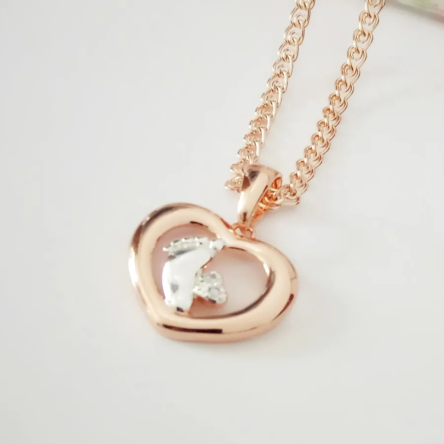 Gold And Silver Pendants Fashion 585 Rose Gold Color Jewelry Cute Cubic Zircon Feet Shape Necklaces & Pendants Women Pendant
Gold And Silver Pendants Fashion 585 Rose Gold Color Jewelry Cute Cubic Zircon Feet Shape Necklaces & Pendants Women Pendant