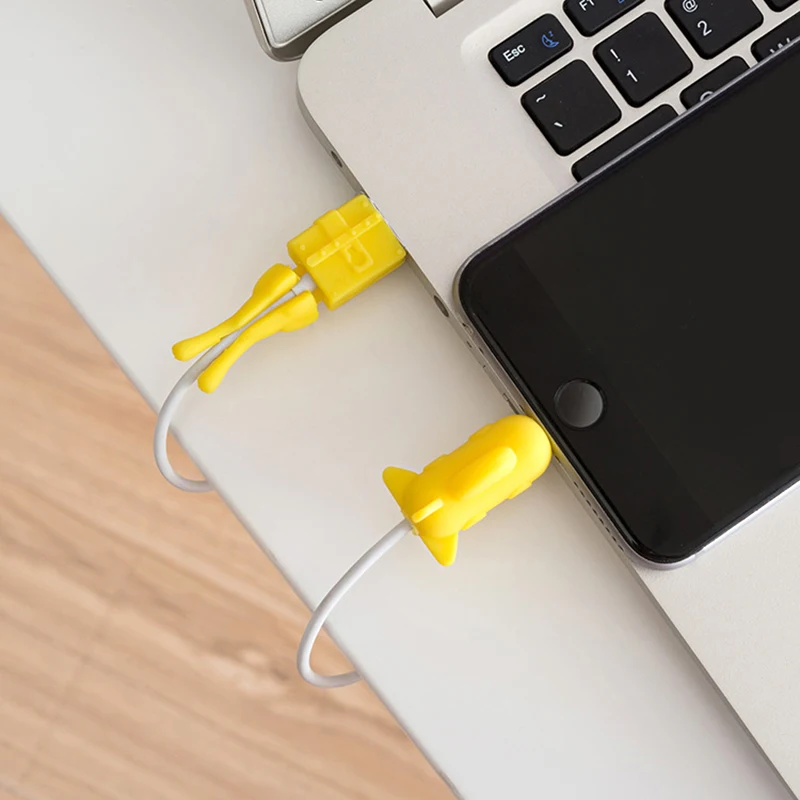 Silicone USB cable organizer for iphone cord Spaceship angel wing cabo protector wire charger holder for iphone x 8 7 plus
Silicone USB cable organizer for iphone cord Spaceship angel wing cabo protector wire charger holder for iphone x 8 7 plus