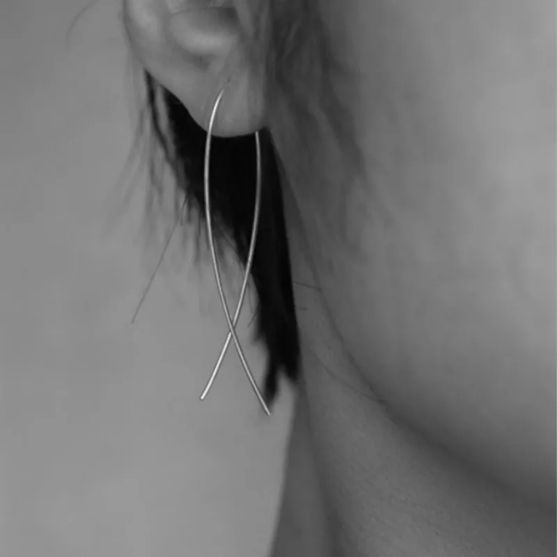 New Simple Design Personality Stud Earrings For Women 2 Colors Temperament Stud Earrings Jewelry Gift boucle d'oreille
New Simple Design Personality Stud Earrings For Women 2 Colors Temperament Stud Earrings Jewelry Gift boucle d'oreille
