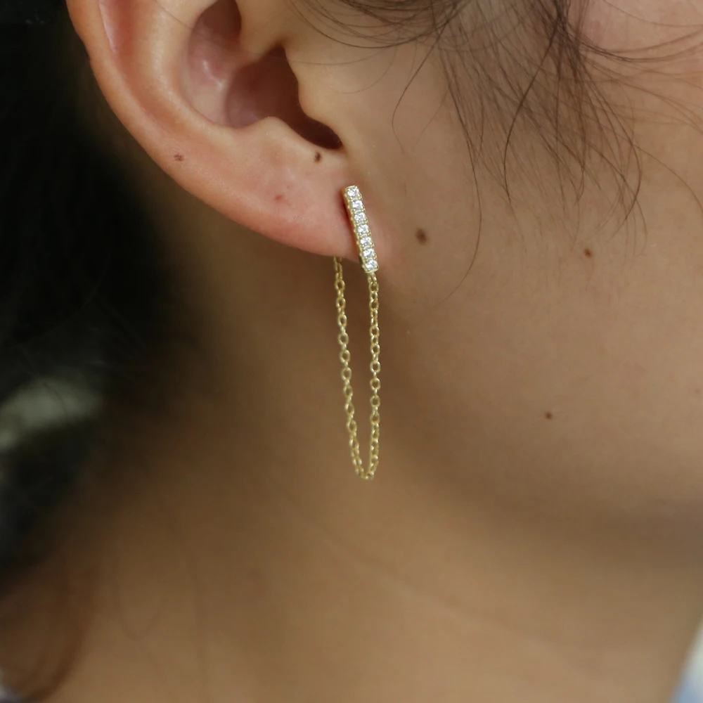 2018 Tassel chain stud cz bar earrings for girl women 100% 925 sterling silver top quality gold color Fine silver simple jewelry
2018 Tassel chain stud cz bar earrings for girl women 100% 925 sterling silver top quality gold color Fine silver simple jewelry