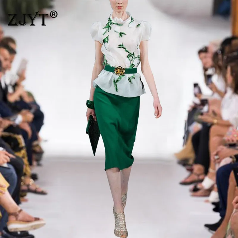Runway Designer Two Piece Set Women 2019 Fashion Lady Summer OL Work Outfits Floral Embroidery Organza Top and Pencil Skirt Sets
Runway Designer Two Piece Set Women 2019 Fashion Lady Summer OL Work Outfits Floral Embroidery Organza Top and Pencil Skirt Sets