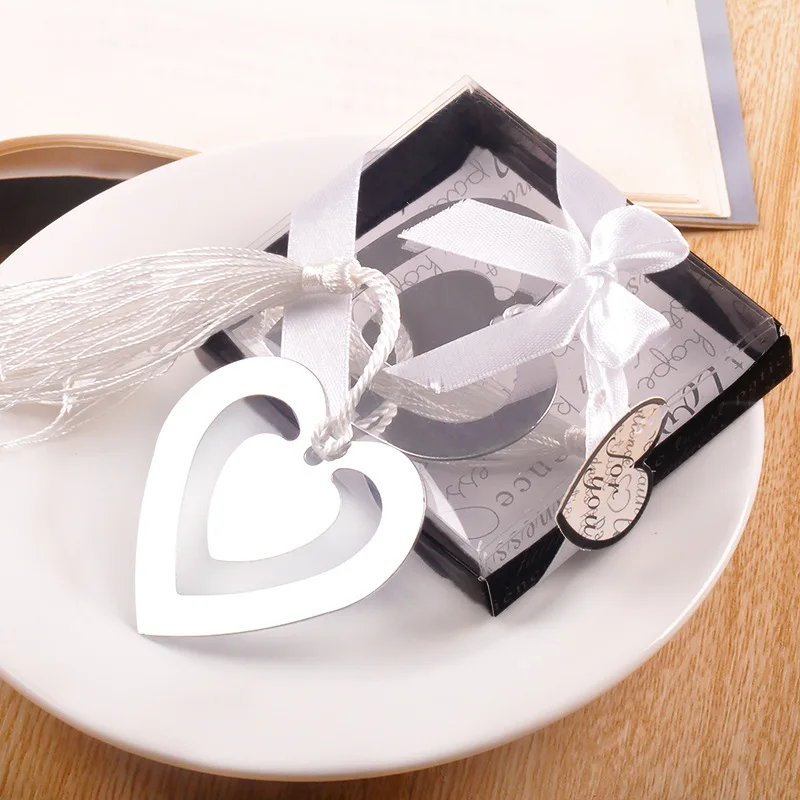 Metal craft creative heart bookmark Party supplies romantic Chinese style bookmark wedding Valentine day party guests gifts
Metal craft creative heart bookmark Party supplies romantic Chinese style bookmark wedding Valentine day party guests gifts