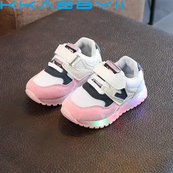 New Brand Fashion LED Kids Sneakers For Boys Girls Shoes Summer/Autumn Glowing Cool Casual Baby Children Shoes
New Brand Fashion LED Kids Sneakers For Boys Girls Shoes Summer/Autumn Glowing Cool Casual Baby Children Shoes