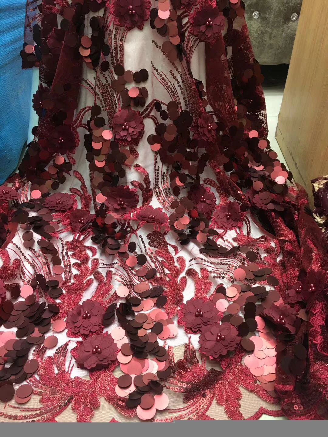 African French lace fabric high quality with sequins 3D applique African French tulle lace FJ2820
African French lace fabric high quality with sequins 3D applique African French tulle lace FJ2820