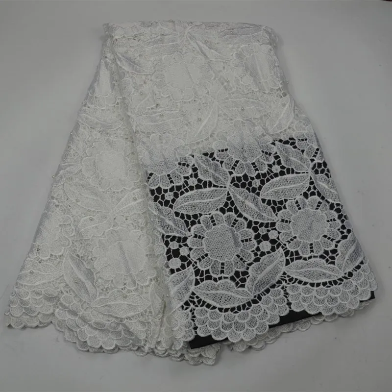 2018 High Quality African Chemical Lace Fabric White guipure lace fabric with beads for ladies dress making bride lace
2018 High Quality African Chemical Lace Fabric White guipure lace fabric with beads for ladies dress making bride lace